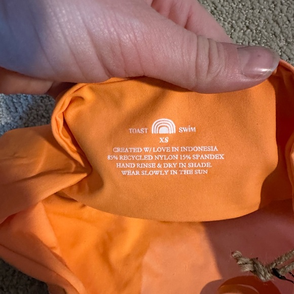 NWT Free People x toast apex bikini top nectarine - Picture 3 of 3